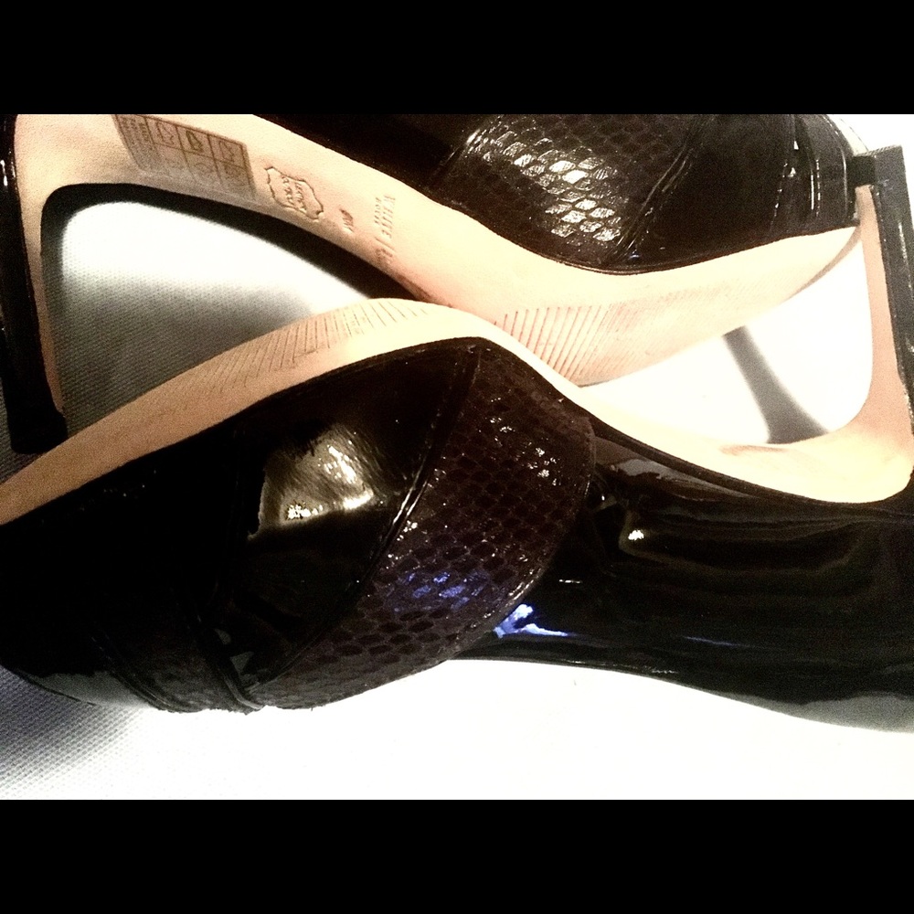 White House Black Market Peep Toe Heel - Picture 5 of 6